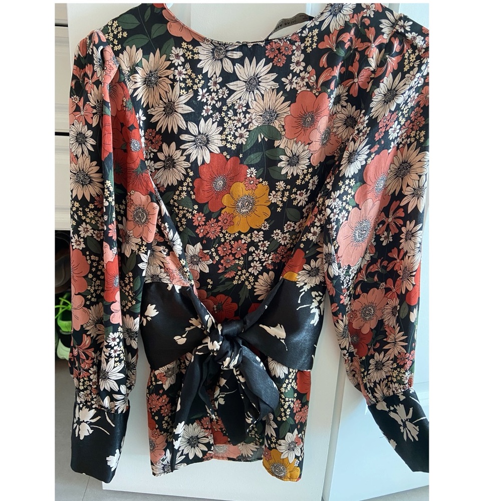 Zara Floral Blouse 💐